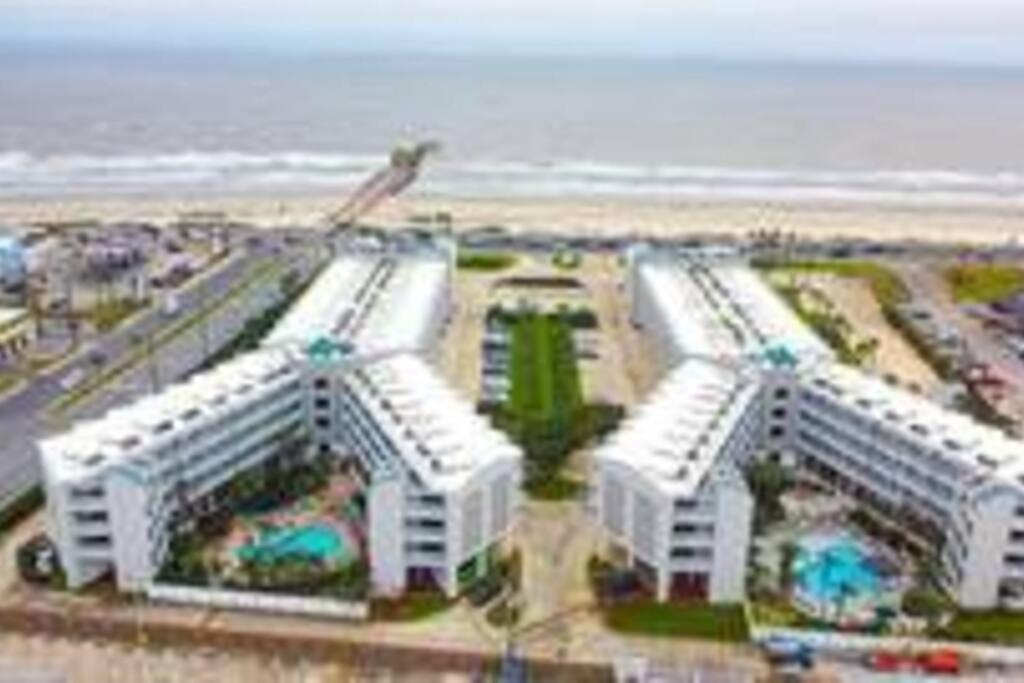 Gypsea Blu Beach Condo Steps To The Beach Galveston Dış mekan fotoğraf